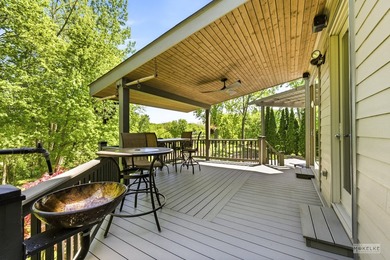 Perfectly positioned on a private 2 acre riverfront cul-de-sac - photo 47
