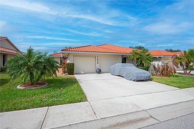 (private lake, pond, creek) Home Sale Pending in Lake Suzy Florida