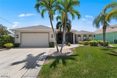 This Turnkey Pool home is move in ready with tons of upgrades - photo 2