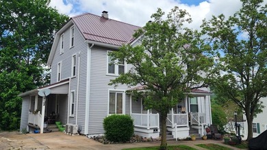 Raystown Lake Home For Sale in Saxton Pennsylvania