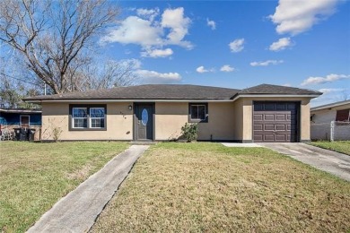 Lake Pontchartrain Home For Sale in New Orleans Louisiana