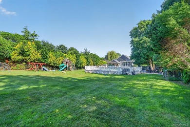 Welcome to this beautifully maintained Post-Modern ranch - photo 4