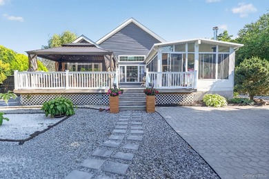 Welcome to this beautifully maintained Post-Modern ranch - photo 8