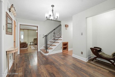 Coastal living meets spacious luxury in this 6-bedroom, 4-bath - photo 11