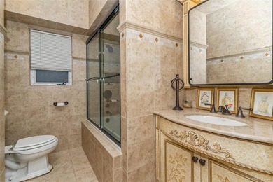 Welcome to this beautifully updated and spacious 5-bedroom, 3 - photo 27