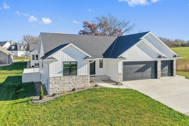 Lake Largo Home For Sale in Green Bay Wisconsin