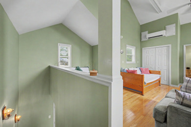 Stunning Lakefront Home on Lake Malone - photo 11