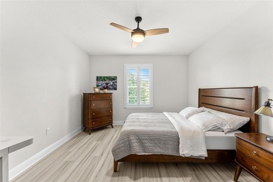 Stunning lakefront living in the heart of Waterleigh! This 5 - photo 22
