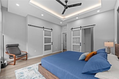Seven years young and still turning heads, this modern townhome - photo 22