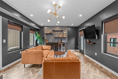 Seven years young and still turning heads, this modern townhome - photo 31