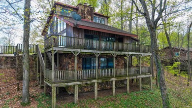 Discover lakefront living at its finest with this stunning - photo 32