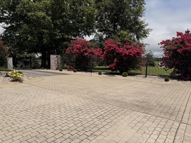 Additional listing photo 4
