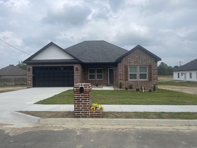 Stunning new construction in Springtree Village Phase 5 offering - photo 1