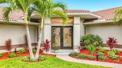 Welcome to PARADISE in the highly sought-after Island Way - photo 2