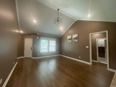 Stunning new construction in Springtree Village Phase 5 offering - photo 6