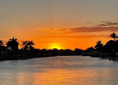 Caloosahatchee River Condo For Sale in Cape Coral Florida