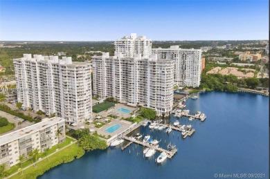 Little Maule Lake Condo For Sale in Aventura Florida