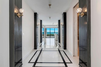 Discover a luxurious oceanfront haven on Duck Key, Florida - photo 3