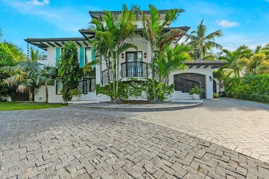 Discover a luxurious oceanfront haven on Duck Key, Florida - photo 6