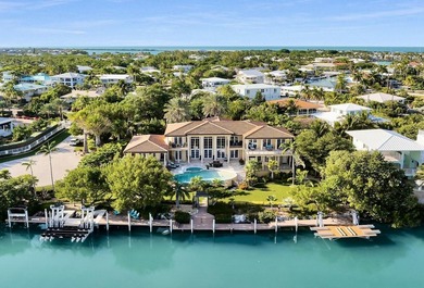 Welcome to Villa Splendida in exclusive Duck Key, Florida. This - photo 1