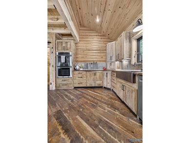 Welcome to lakefront living at its finest on beautiful Neely - photo 13