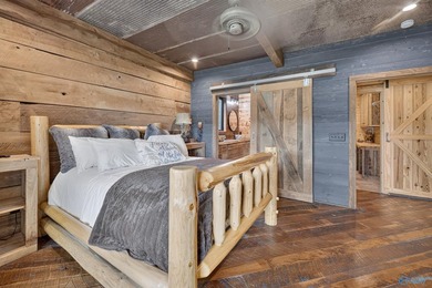 Welcome to lakefront living at its finest on beautiful Neely - photo 23