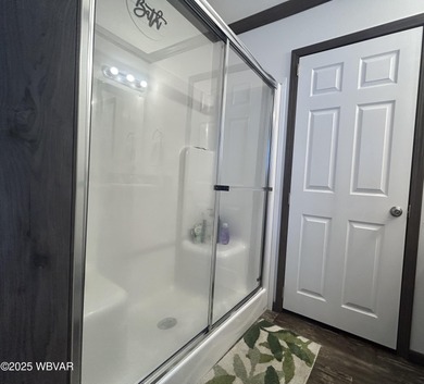 One owner move-in ready 2021 Eagle River Chesapeake 2 bedroom 1 - photo 23