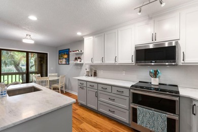 It is rare to find three bedrooms with three full bathrooms in - photo 5