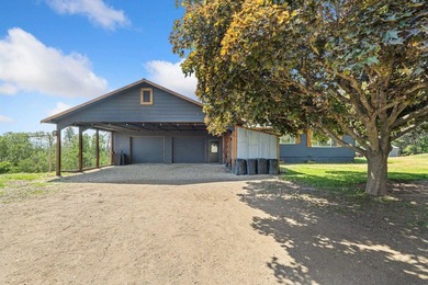 Turnkey 80-Acre Homestead on Lake Roosevelt - Fully operational - photo 6