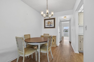 Welcome to your serene retreat in the sought-after Bedford - photo 7
