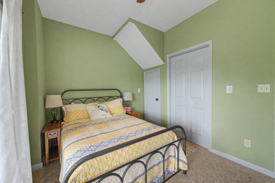 Stunning Lakefront Home on Lake Malone - photo 18