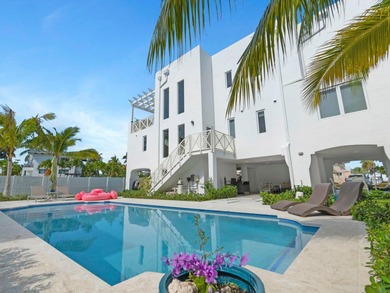 Lake Lucille Home For Sale in Duck Key Florida