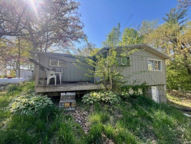 Lake Home For Sale in Columbia City, Indiana
