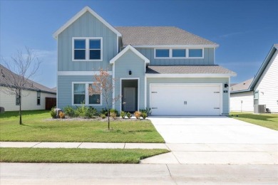 Lake Ray Roberts Home For Sale in Pilot Point Texas