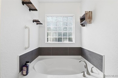 Welcome to this spacious 4-bedroom, 3 full bathroom home located - photo 26