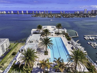 Welcome to Nautilus 220-where brand-new waterfront luxury meets - photo 2