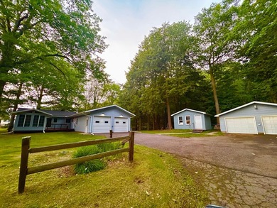 Experience the best of Northwoods lake living with this - photo 5