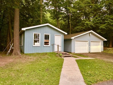 Experience the best of Northwoods lake living with this - photo 9