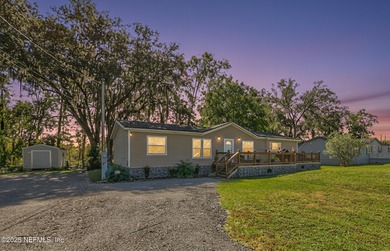 Doctors Lake Home For Sale in Middleburg Florida