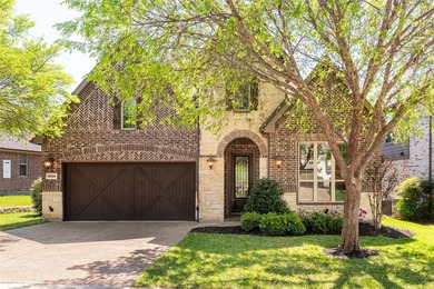 Charming custom home on private premium lot that backs up to a - photo 1