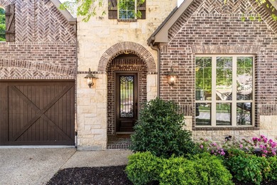 Charming custom home on private premium lot that backs up to a - photo 2