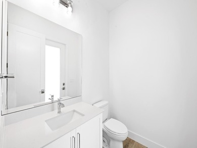 Final opportunities at Marina Landings, the only new - photo 20