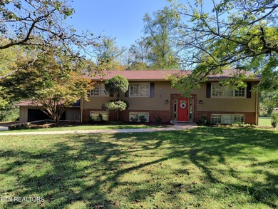 Melton Hill Lake Home Sale Pending in Oak Ridge Tennessee