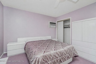 This meticulously maintained semi-attached home is ready to - photo 22
