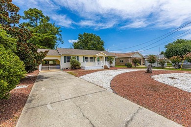 Don't miss this opportunity to own a beautifully maintained 3 - photo 2