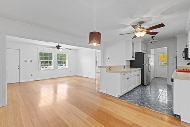 Don't miss this opportunity to own a beautifully maintained 3 - photo 4
