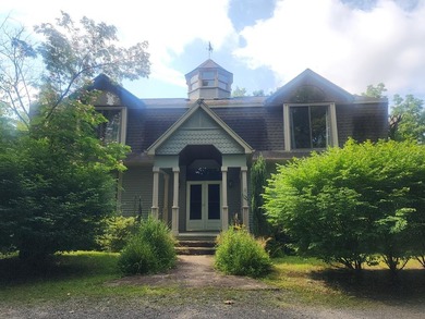 (private lake, pond, coastal) Home Sale Pending in Huntingdon Pennsylvania