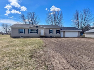 Lake Home For Sale in Pine City, Minnesota