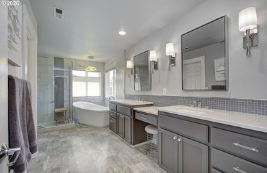 NEW LISTING. Living large on the shores of Fairview Lake. This - photo 16