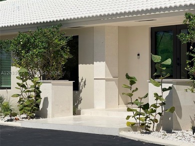 Meticulously renovated split plan Palmetto Bay home by husband - photo 25